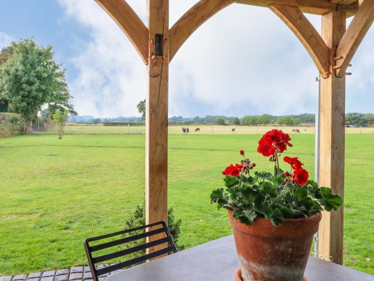 Holiday home The Jenny Wrennery *
